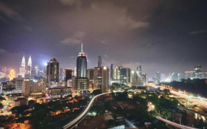 Regalia Residence KLCC View by iLuxHome